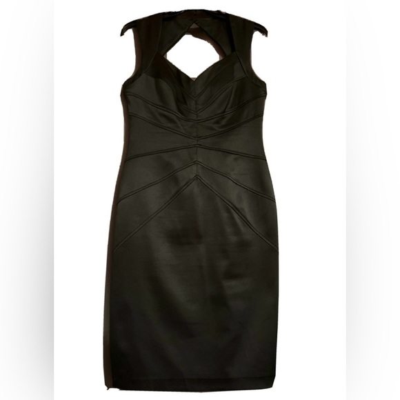 Jessica Simpson Midi Woman’s Satin
LLittle Black Sheath Bandage Sz 6 - Picture 1 of 15